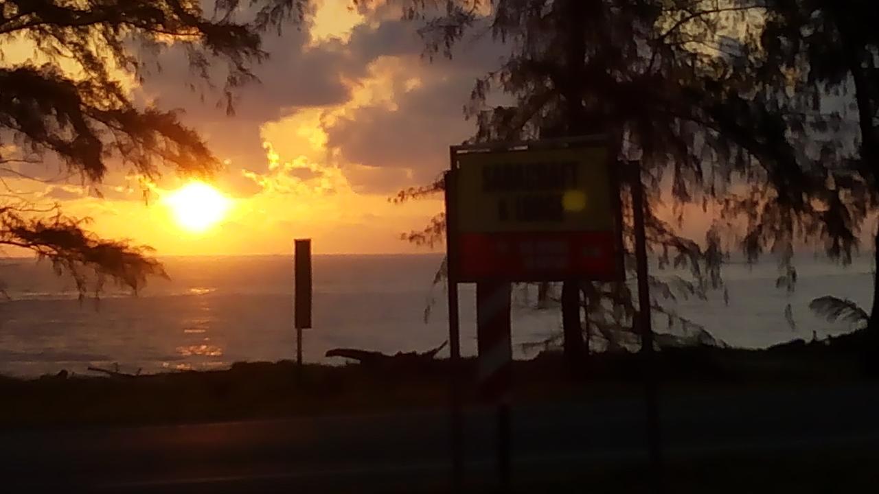 Saba Lodge Dungun Eksteriør bilde
